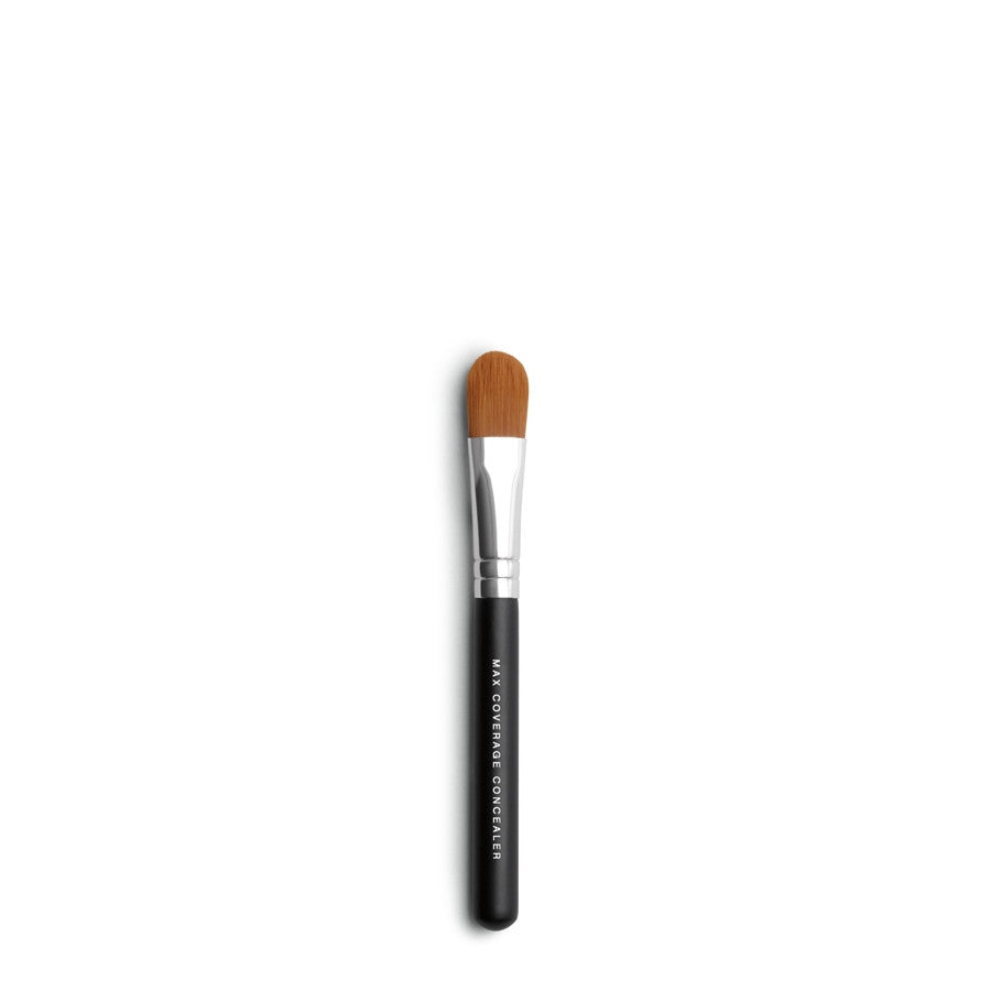 Maximum Coverage Concealer Brush